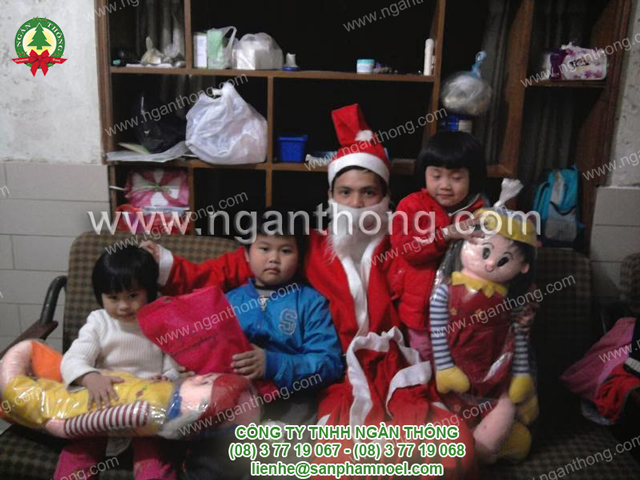 dịch vụ phát quà noel tphcm