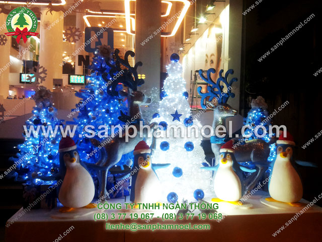 cách trang trí cửa kiếng noel