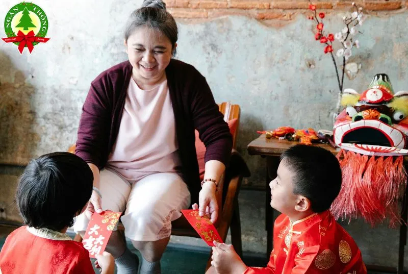 mua-phong-bao-li-xi-o-dau-cho-ong-ba