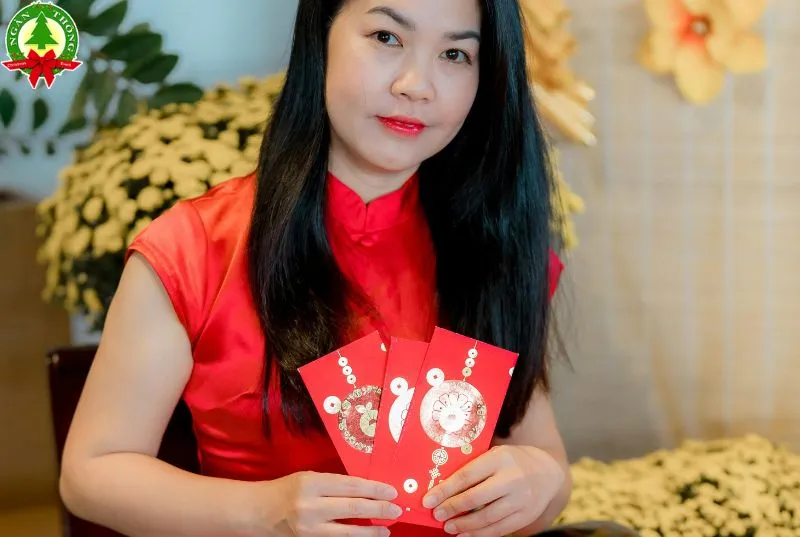 mua-phong-bao-li-xi-o-dau-cho-sep