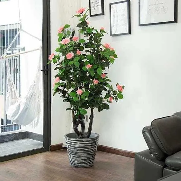 Cây hoa giả trang trí trong nhà