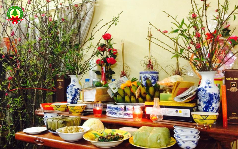 Văn khấn gia tiên ngày 30 Tết chuẩn nhất đón ông bà về ăn Tết
