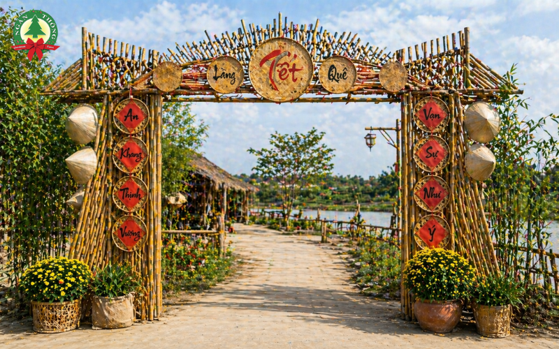 Cổng tre phong cách làng quê truyền thống