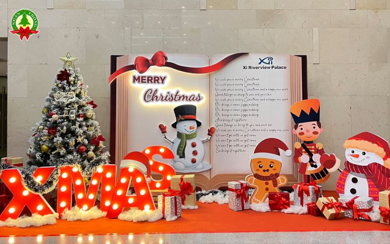 Khám phá 10+ mẫu tiểu cảnh noel ngoài trời đẹp, sáng tạo, thu hút. Gợi ý trang trí giáng sinh ngoài trời ấn tượng, tiết kiệm chi phí, phù hợp mọi không gian.