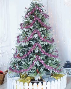 Cây thông Noel đầu nhọn 5 loại lá phủ tuyết gắn trái đỏ mã LP-DIA-6.6HS, cao 2m